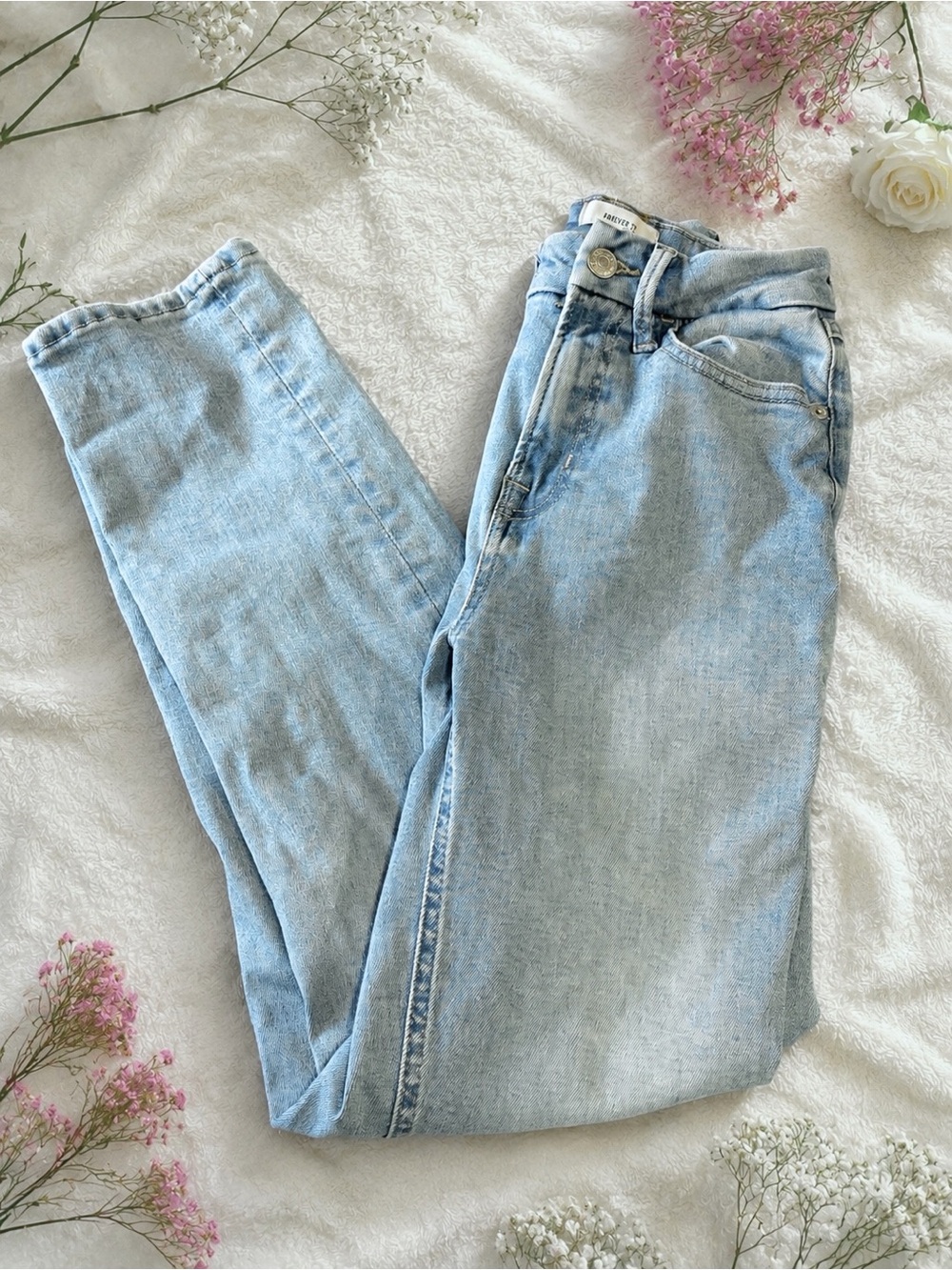Forever 21 Curvy Straight Jeans 24
